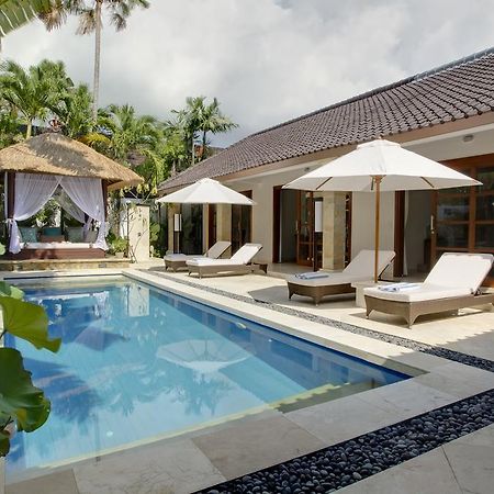 Villa Alu Lima Seminyak Exterior foto